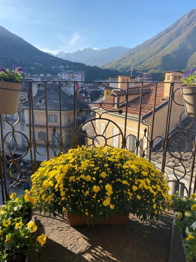 Antica Dimora Del Mercato Domodossola Buitenkant foto